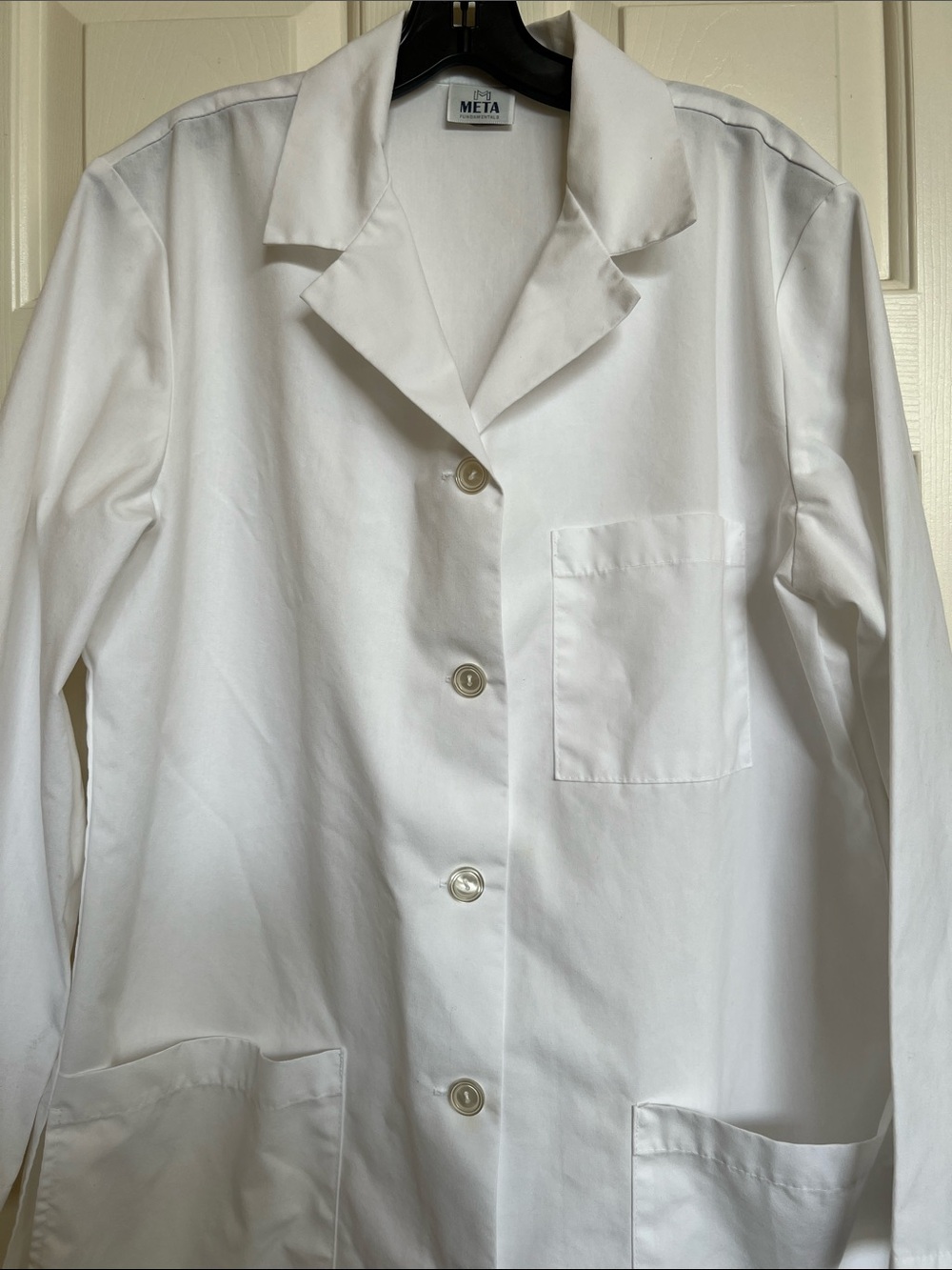 Medical Lab Coat - Picture 2 of 11